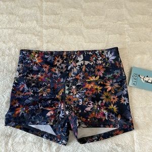 Fleo shorts original